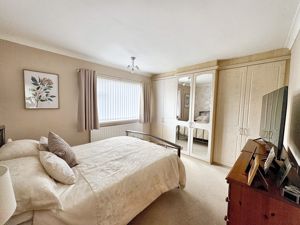 Photo 16- click for photo gallery